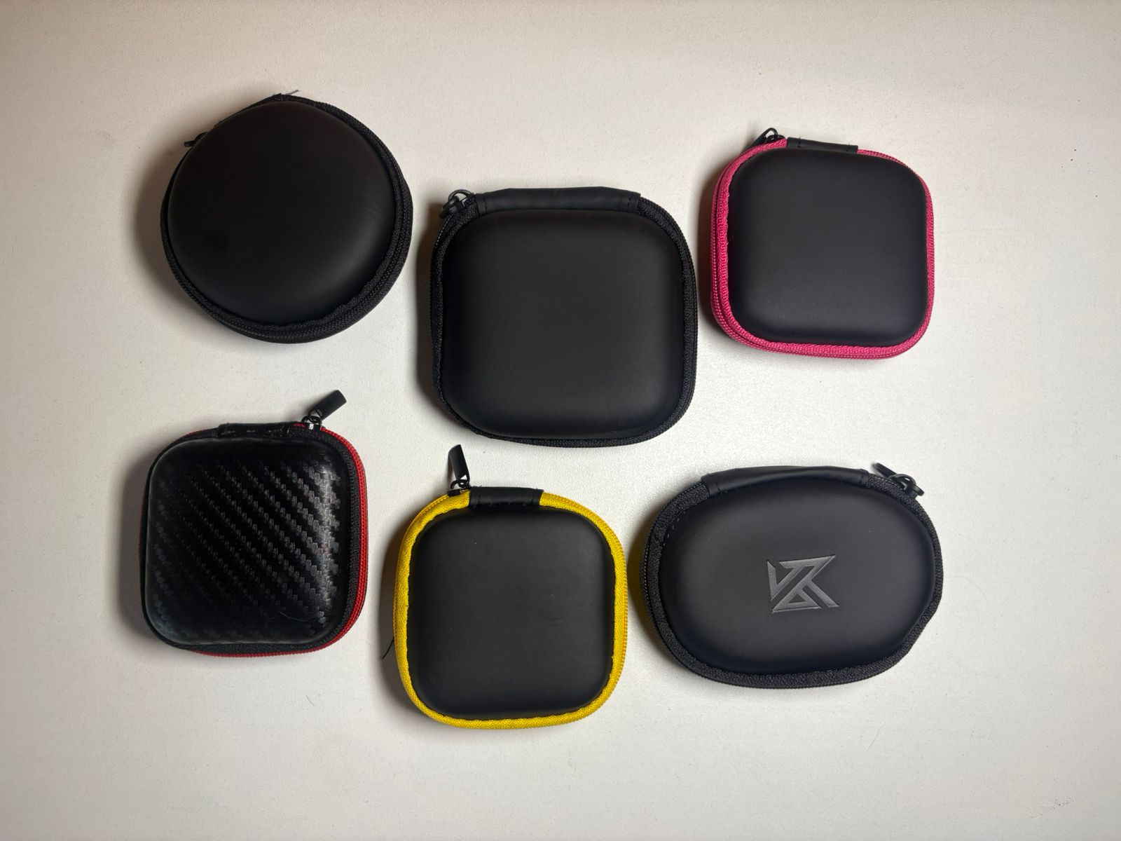 Estuche para Audifonos